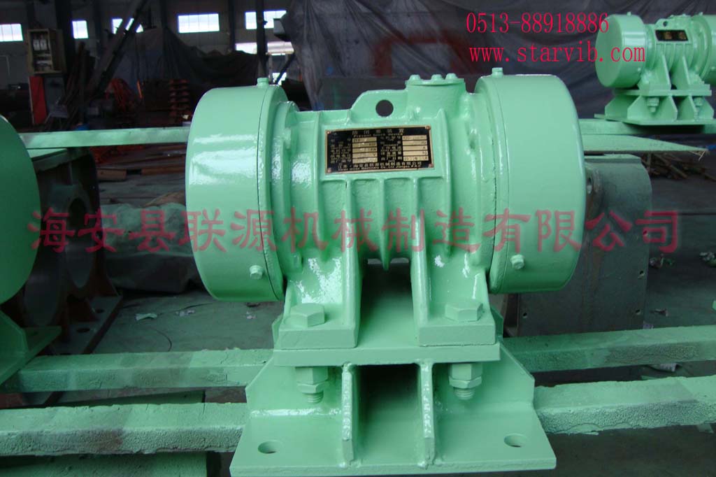 倉(cāng)壁振動(dòng)器