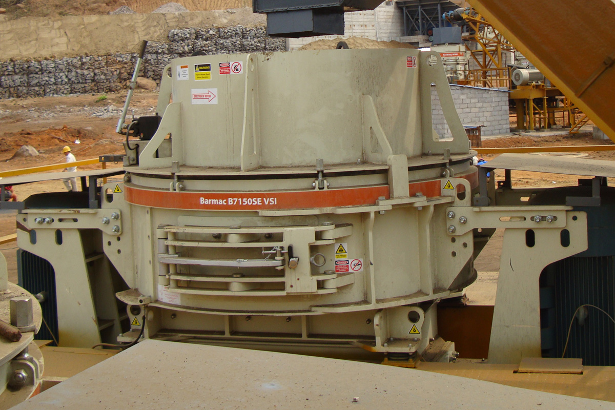 【技術解析】立式沖擊式破碎機的破碎原理與技術特點